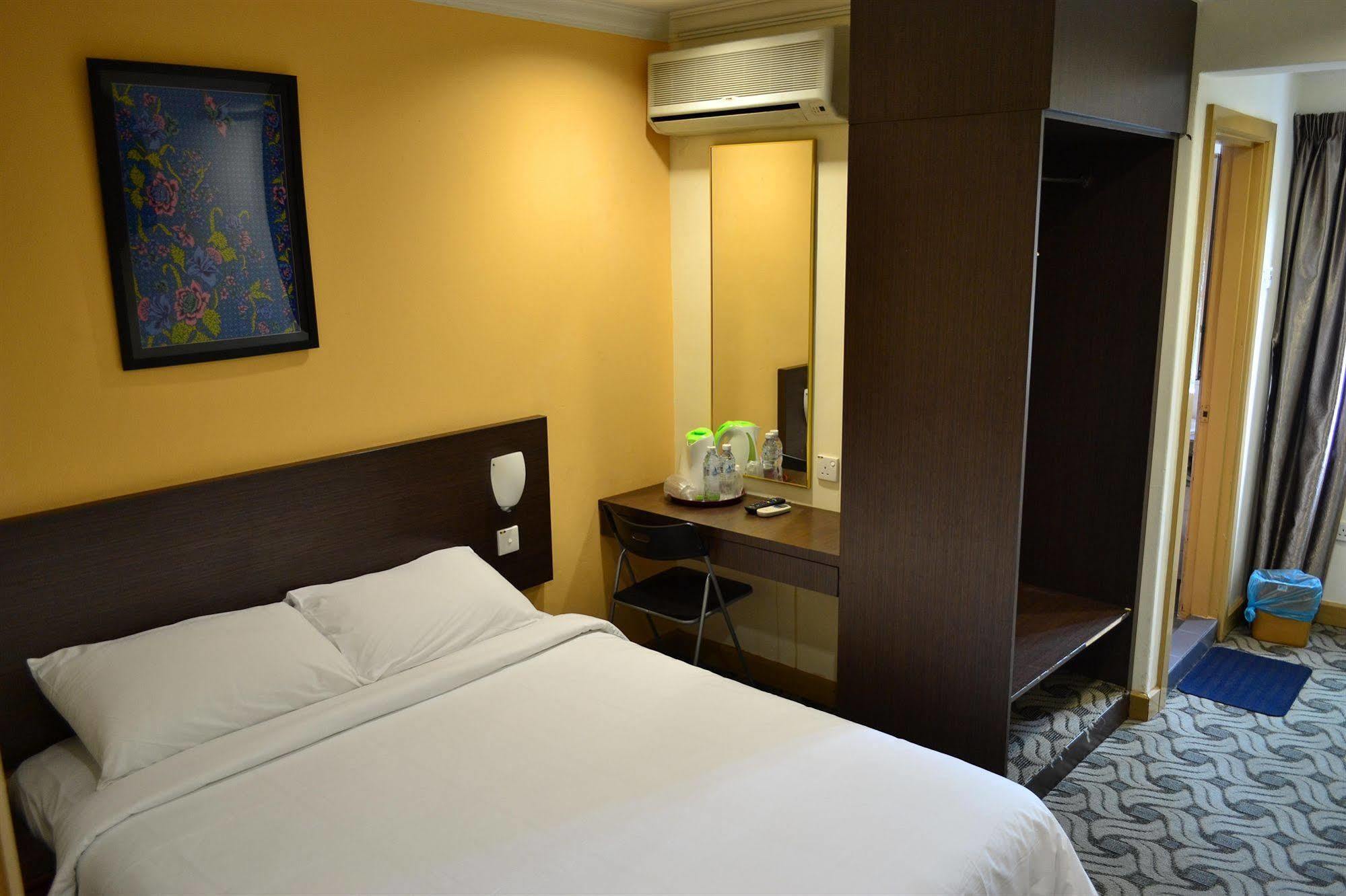 Ymca Kuala Lumpur Hotel Exterior photo